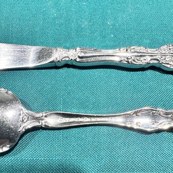 Oneida Michelangelo Cube Heirloom Stainless Sugar Spoon/Butter Spreader-Set of 2 - Picture 4 of 4